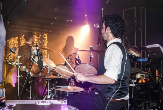 גרובית, מתופף, הרכב מוסיקלי לקבלת פנים גרובית, מתופף, הרכב מוסיקלי לקבלת פנים